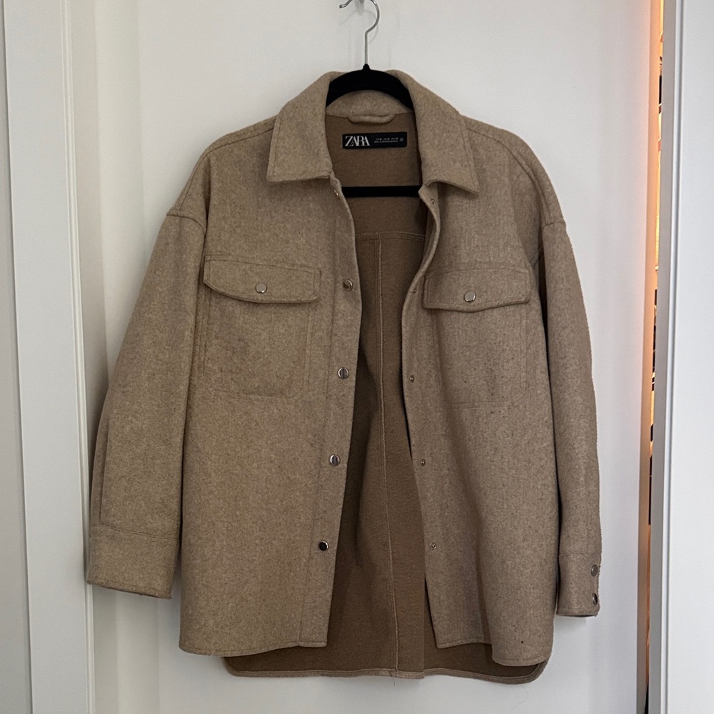 Zara Women’s Shirt Jacket in Brown